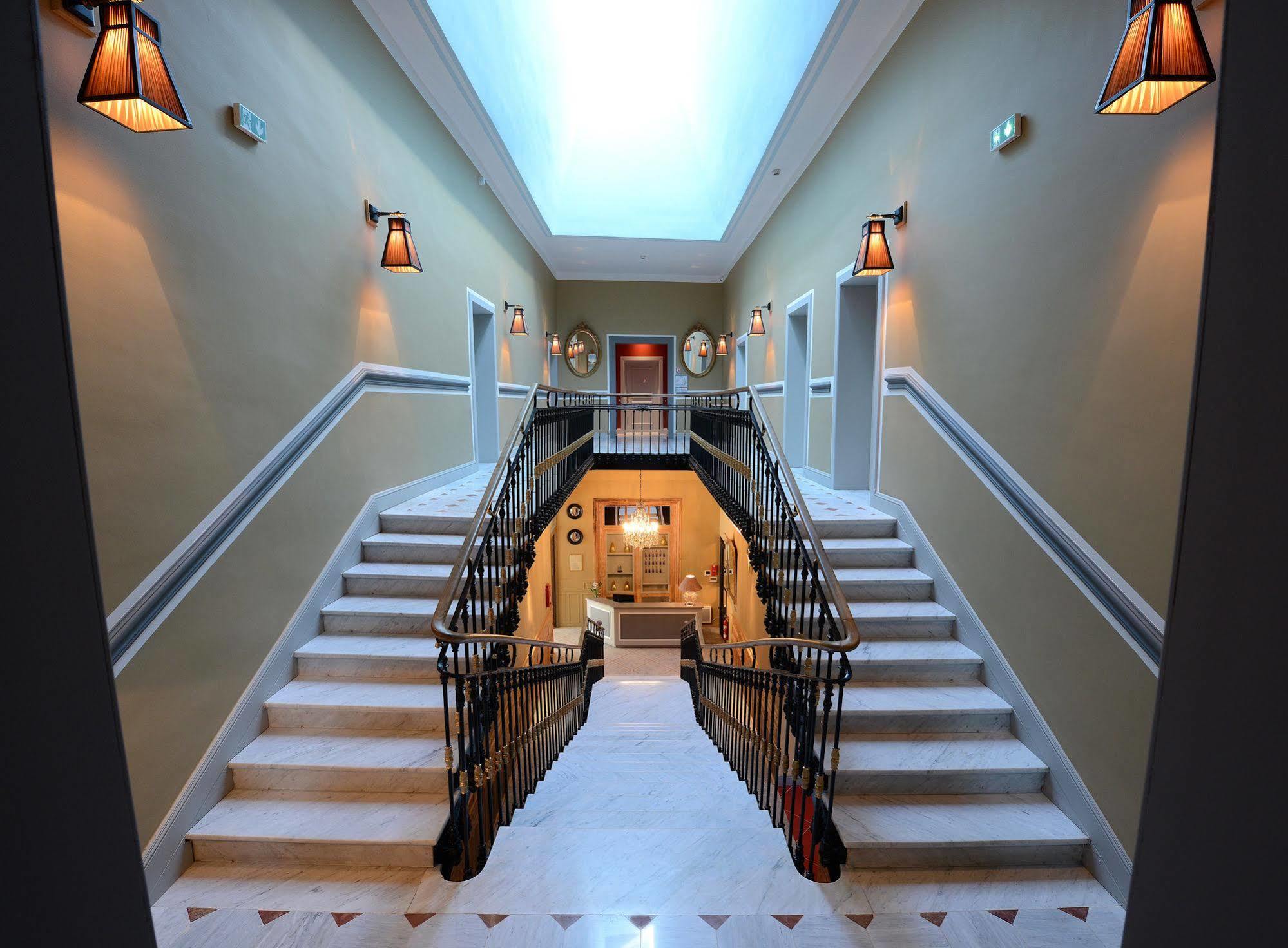 Grand Hotel Henri - Teritoria LʼIsle-sur-la-Sorgue Dış mekan fotoğraf